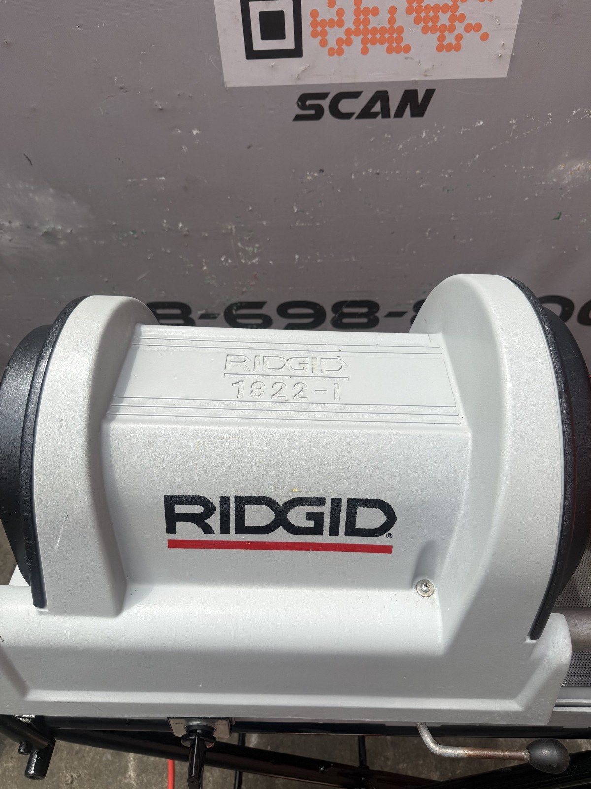 Rigid 1822 Automatic Pipe Threading Machine. 300, 535. Works Great.