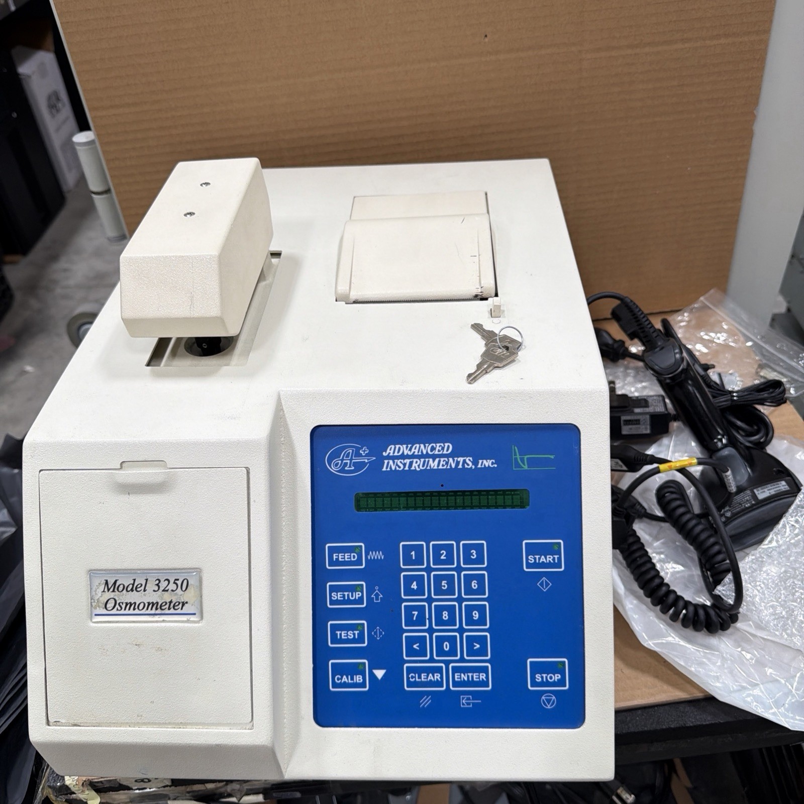 Advanced Instruments Model 3250 Laboratory Single Sample Osmometer With Keys