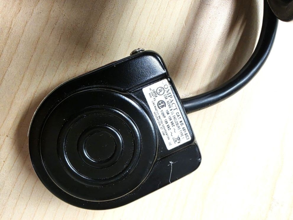 Linemaster Switch Corporation Compact Series Foot Switch Model 491-SC3