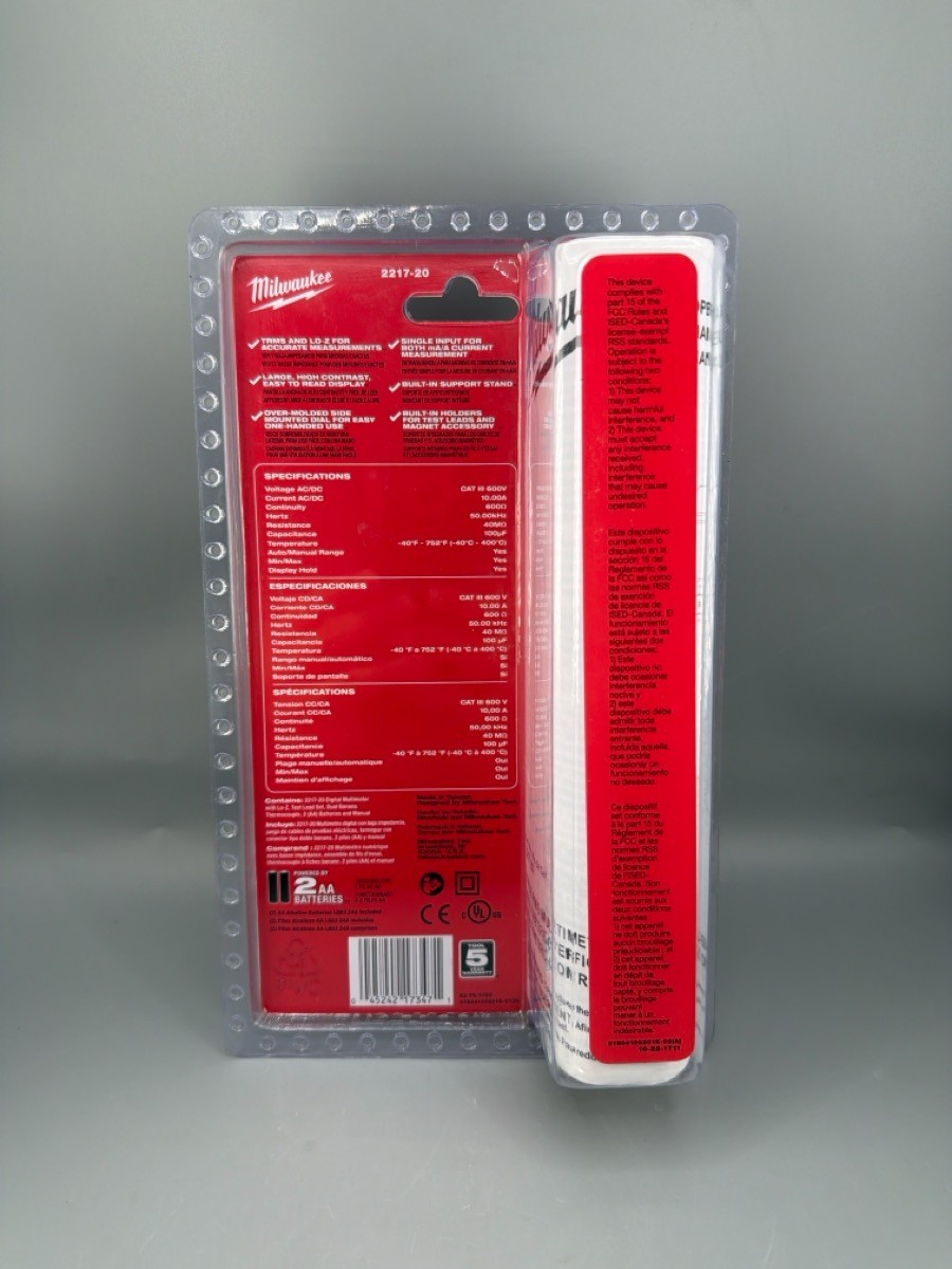 J06 – Milwaukee Digital Multimeter Cat III Lo-Z TRMS 600V Molded Gri (J06028310)