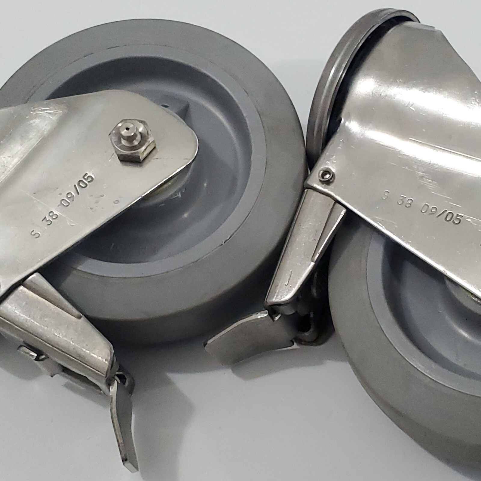 *NEW* LOT OF 2 Steel Swivel 5″ Caster S 38 09/0 RM 515 SX w/ Brakes + Warranty!