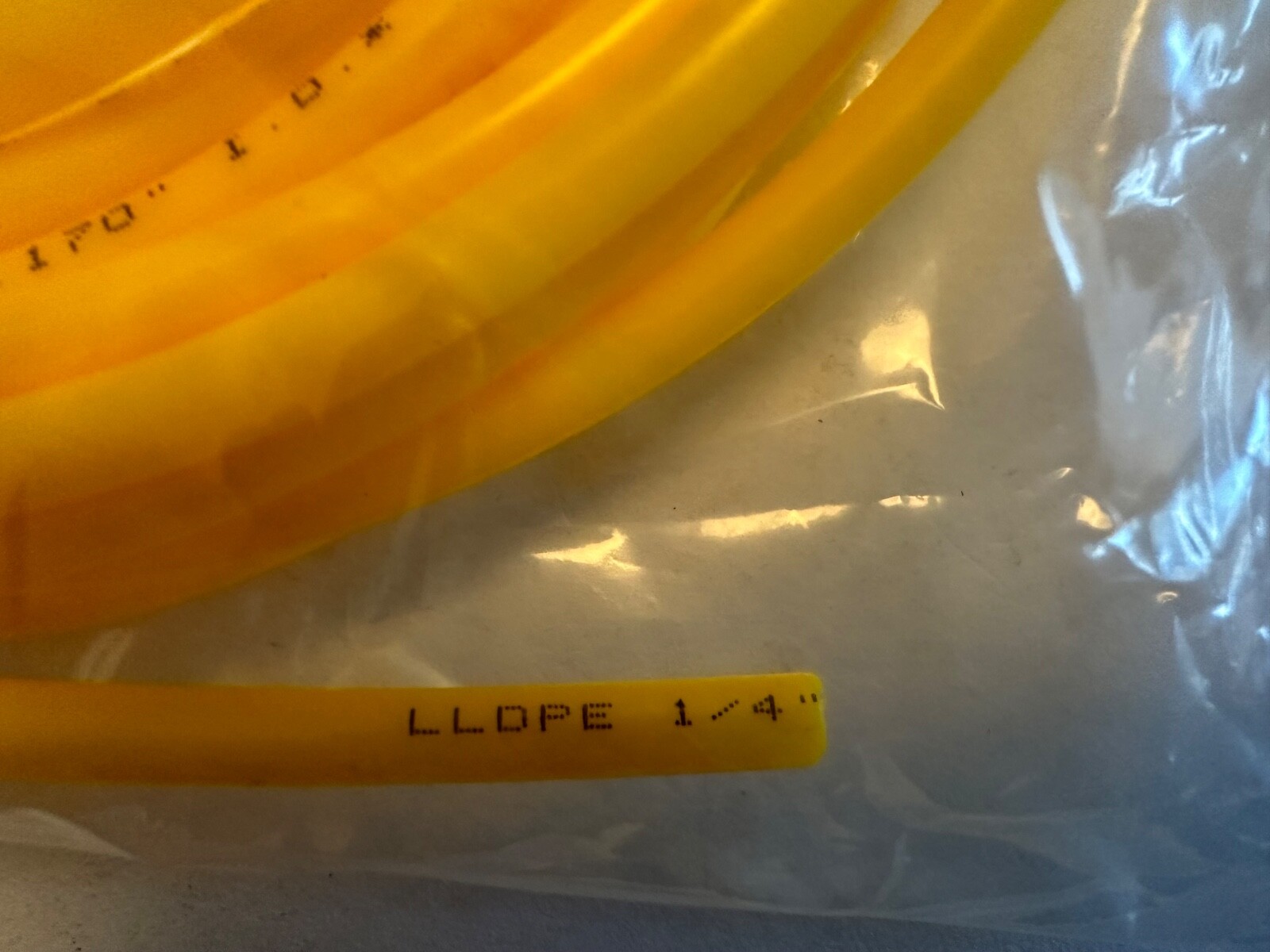 1/4″ OD LLDPE Plastic Tubing Food Grade LLDPE 1/4″ Tubing 25 feet