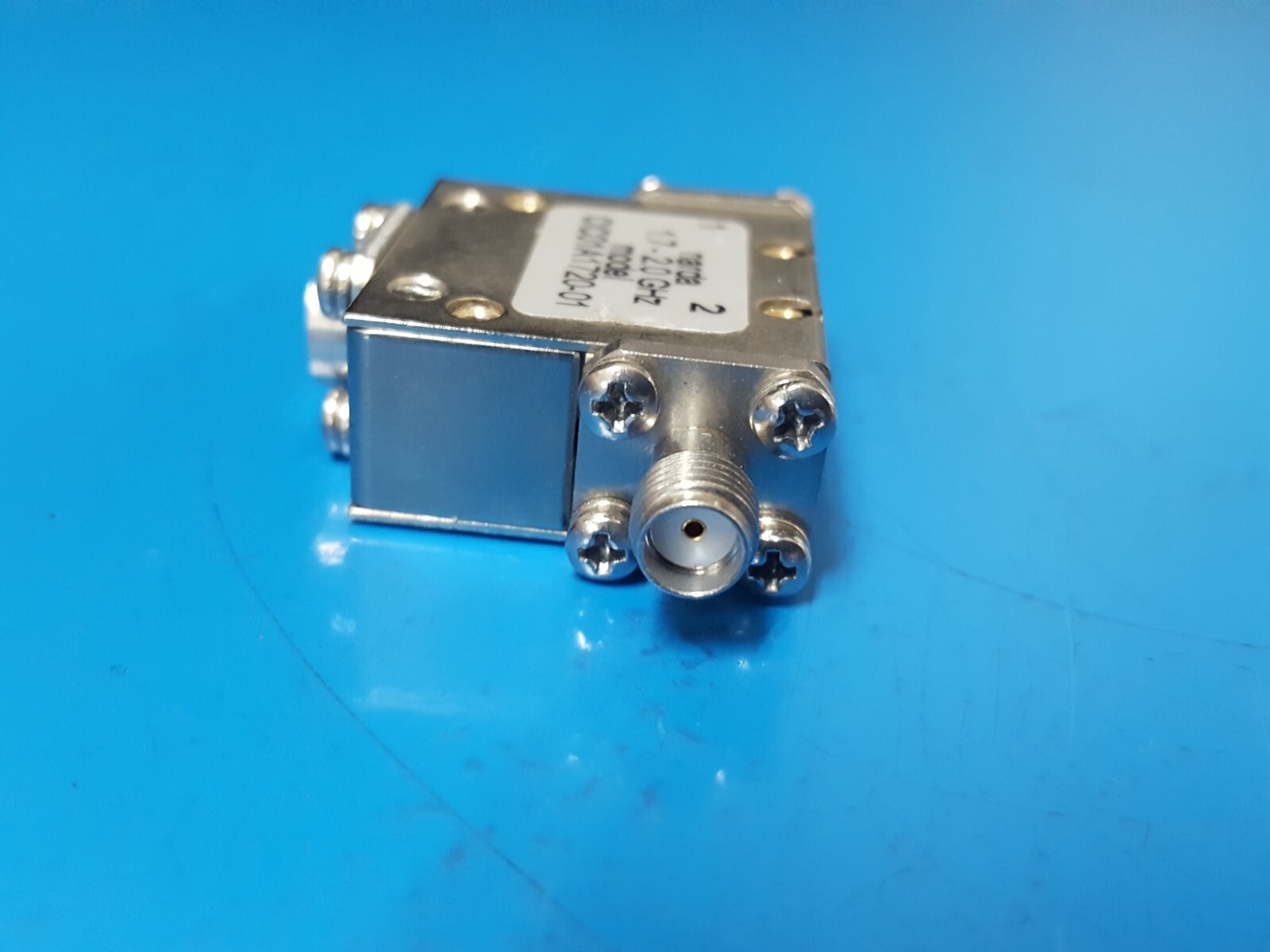 Narda CIC01A1720-01: Circulator 1.7 – 2.0GHz (21)
