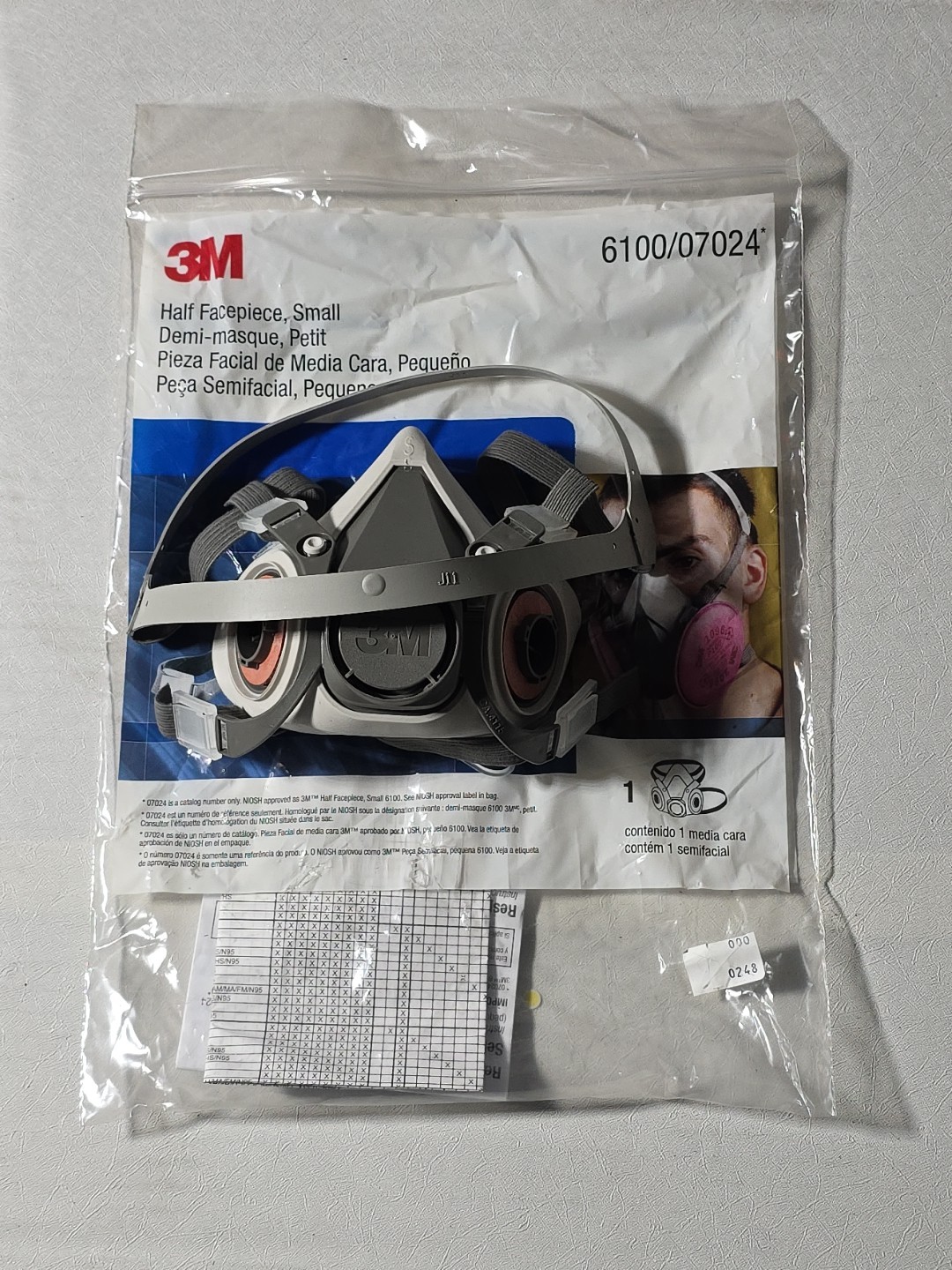 3M 6100 07024 HALF FACE RESPIRATOR MASK SMALL