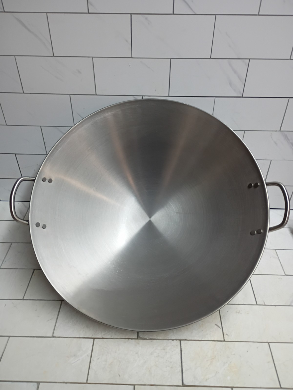 Town Food Service 18 Inch Steel Canontese Style Wok, Open Box
