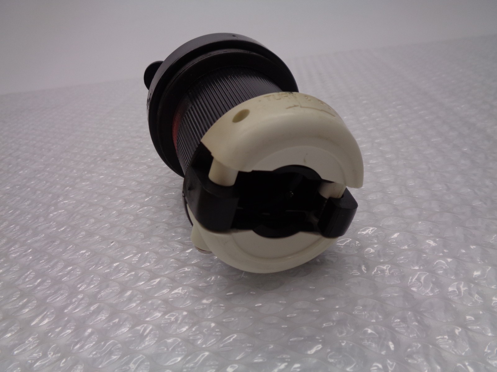 HUBBELL HBL2731SW PLUG NSMP