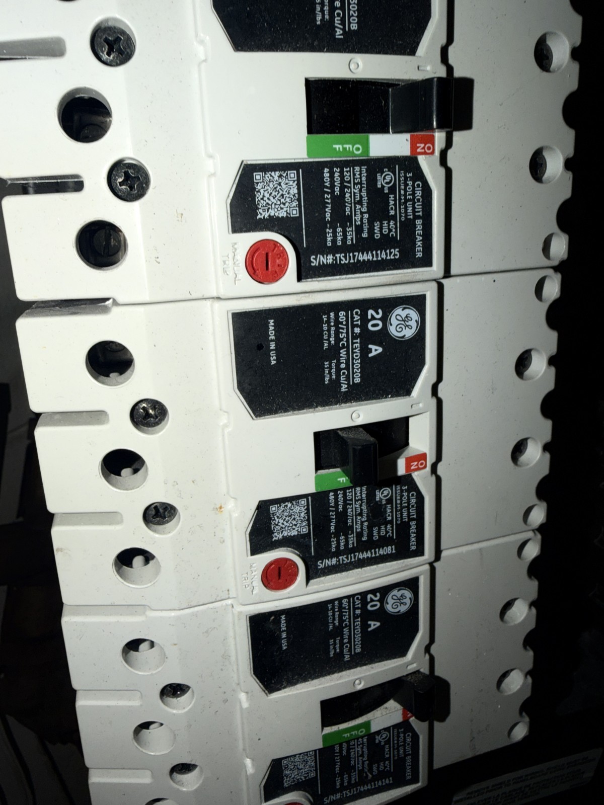 GE INDUSTRIAL A-SERIES II PANELBOARD SEE DESCRIPTION
