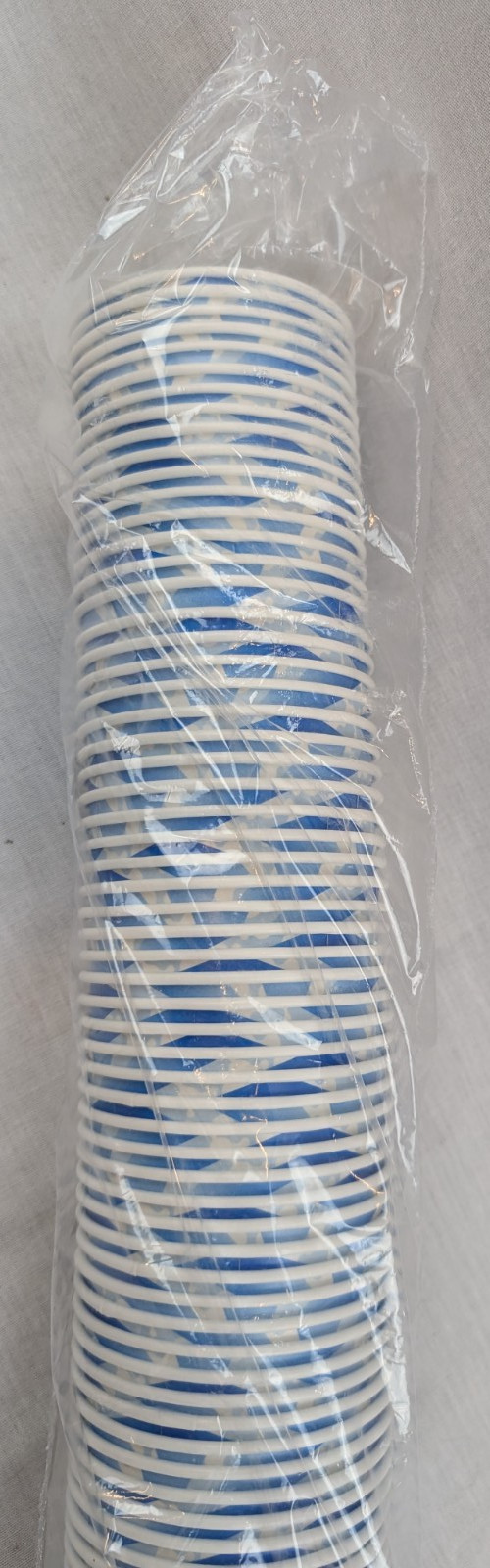 100 Pack Of Official Slush Puppie Cups 9 oz brand new wax coated paper