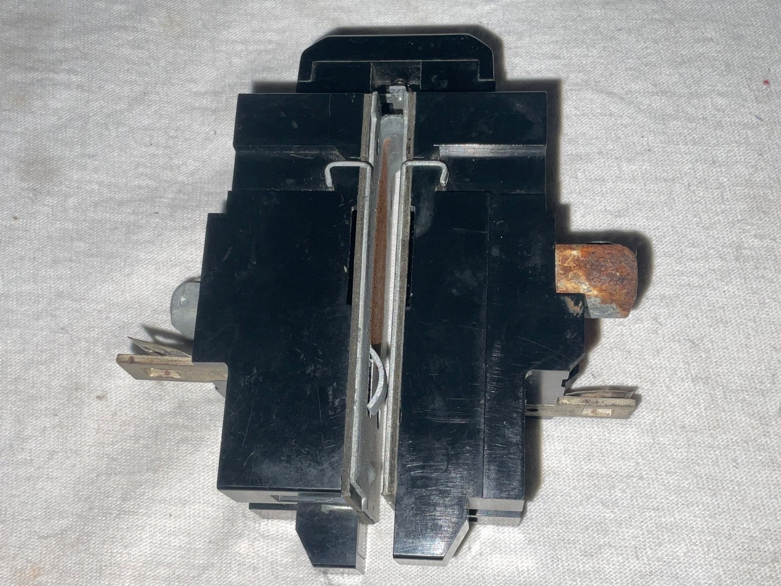 Pushmatic Bulldog 31230 Circuit Breaker 2P 30A 120/240VAC Electrical P230 READ