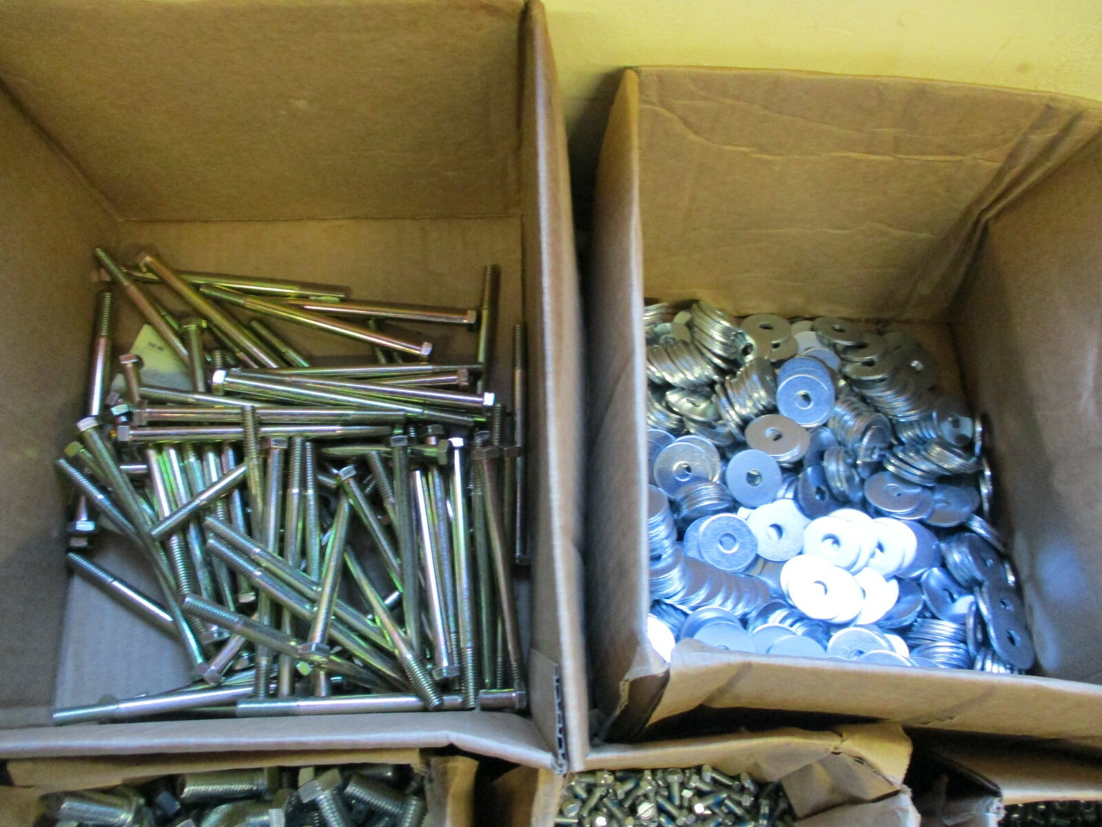 25 LBS BULK ASSORTED LOOSE STEEL FASTENERS NUTS/BOLTS/SCREWS/WASHERS NOT MIXED