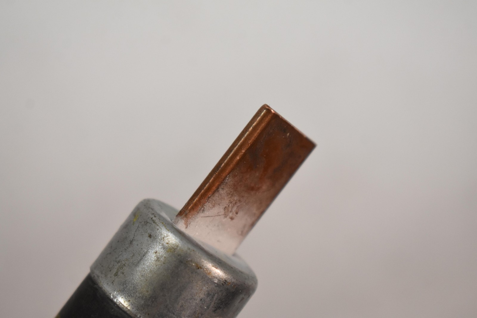 Cefco OT100/250 100A 250V One Time Electrical Fuse Blade Copper Black Made USA