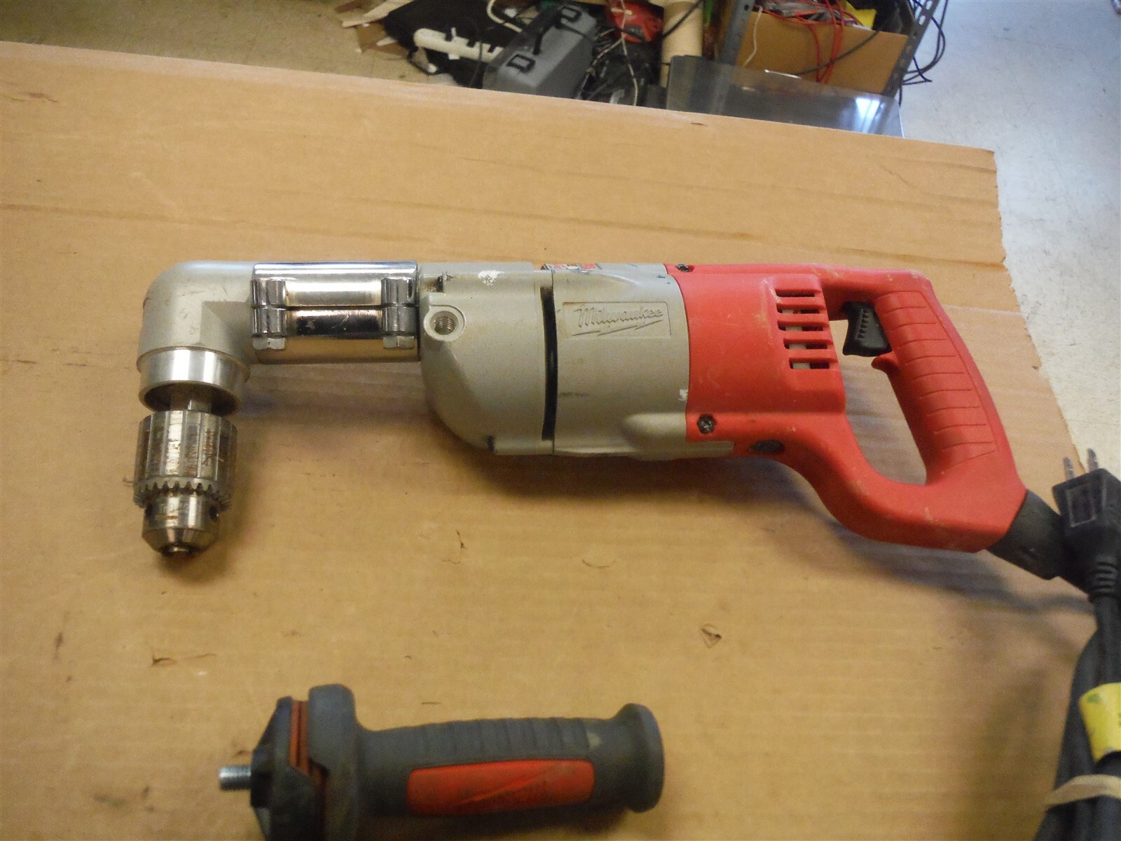 Milwaukee 1107-1 right angle 1/2″ drill with new chuck key Runs great *FC10