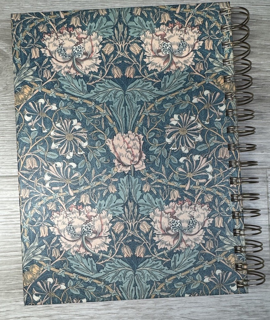 2026 Spiral Weekly Monthly Planner 12 Month PUNCH STUDIO Paperback GREEN 6.5 X 9