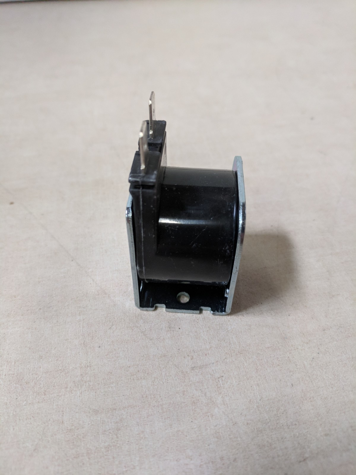 Saginomiya 5236 Coil for 4 Way Valve STF 6/5W AC24VC Replacement Danfoss 061L22
