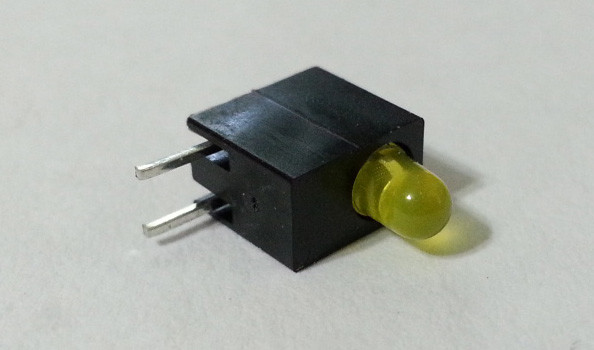 200pcs Mentor E.3106Y LED Yellow 3mm 588nm Circuit Board Beacon Indicators Assy