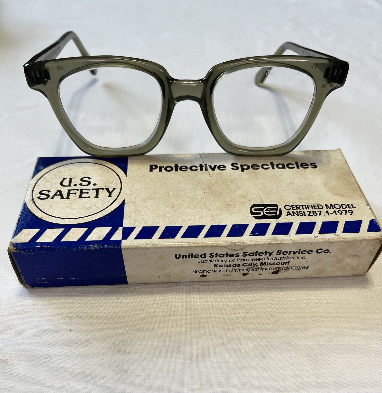 Vintage Retro U.S. Safety Protective Spectacles glasses Gray ANSI Z87.1 w/ Box