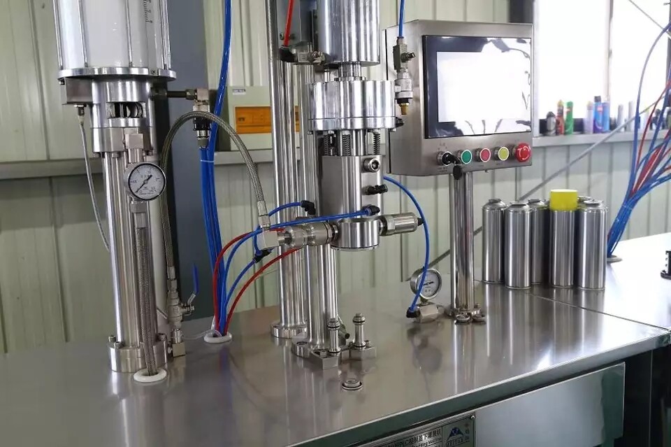 Under-cap Spray Aerosol Filling Machine 10-1000 ml 800-1000 BPH