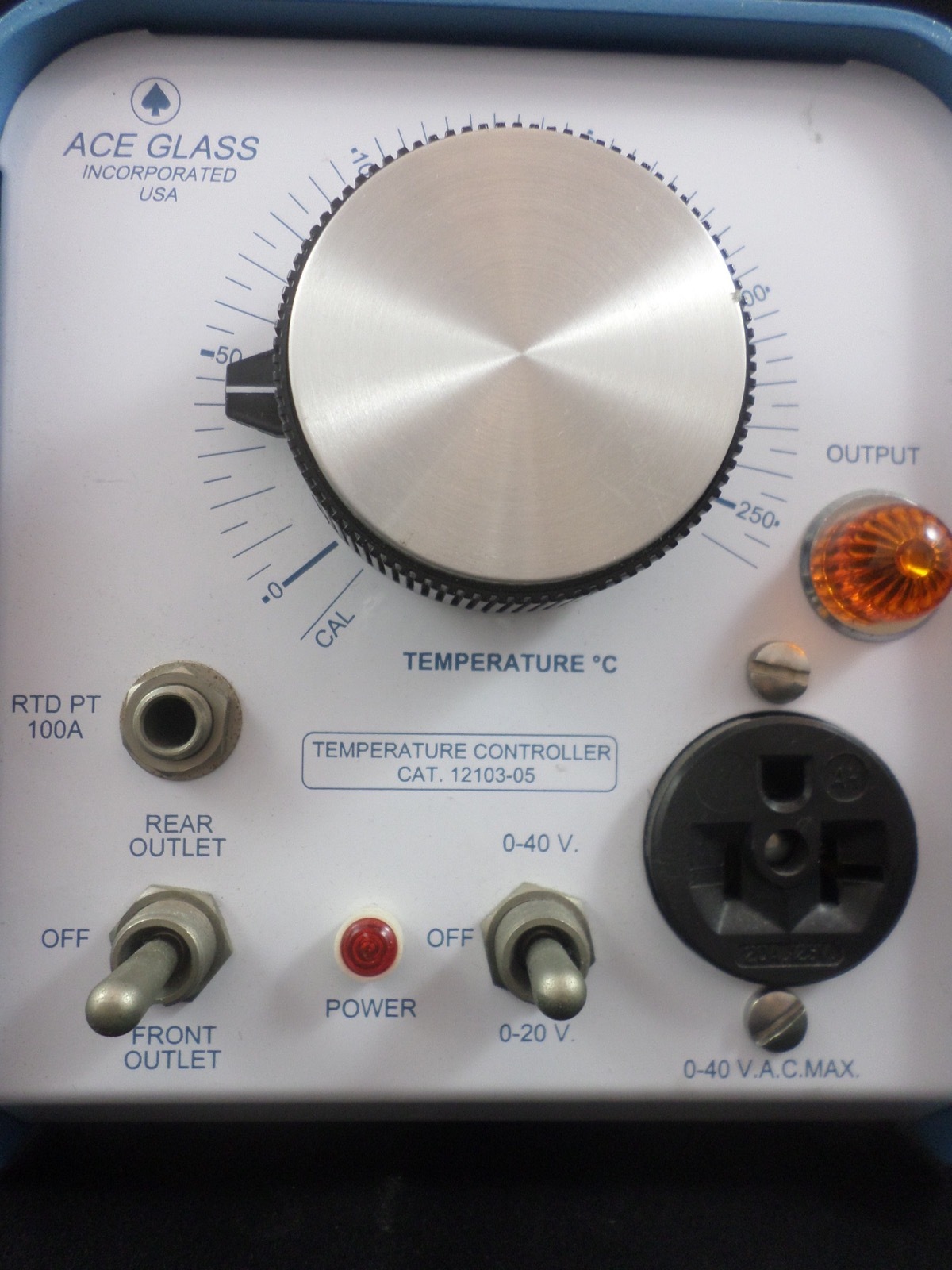 ACE GLASS 0-40 VAC Front/Rear Outlets Temperature Controller 12103-05
