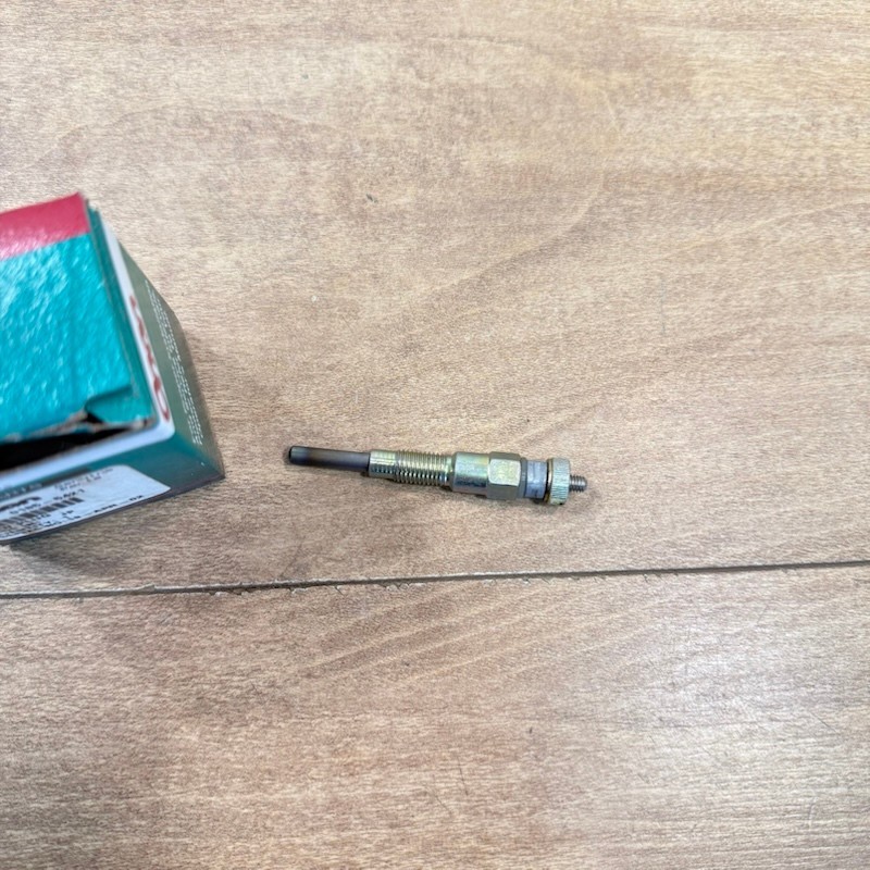 New ONAN OEM NOS 12V GLOW PLUG / 0185-5421 185-5421