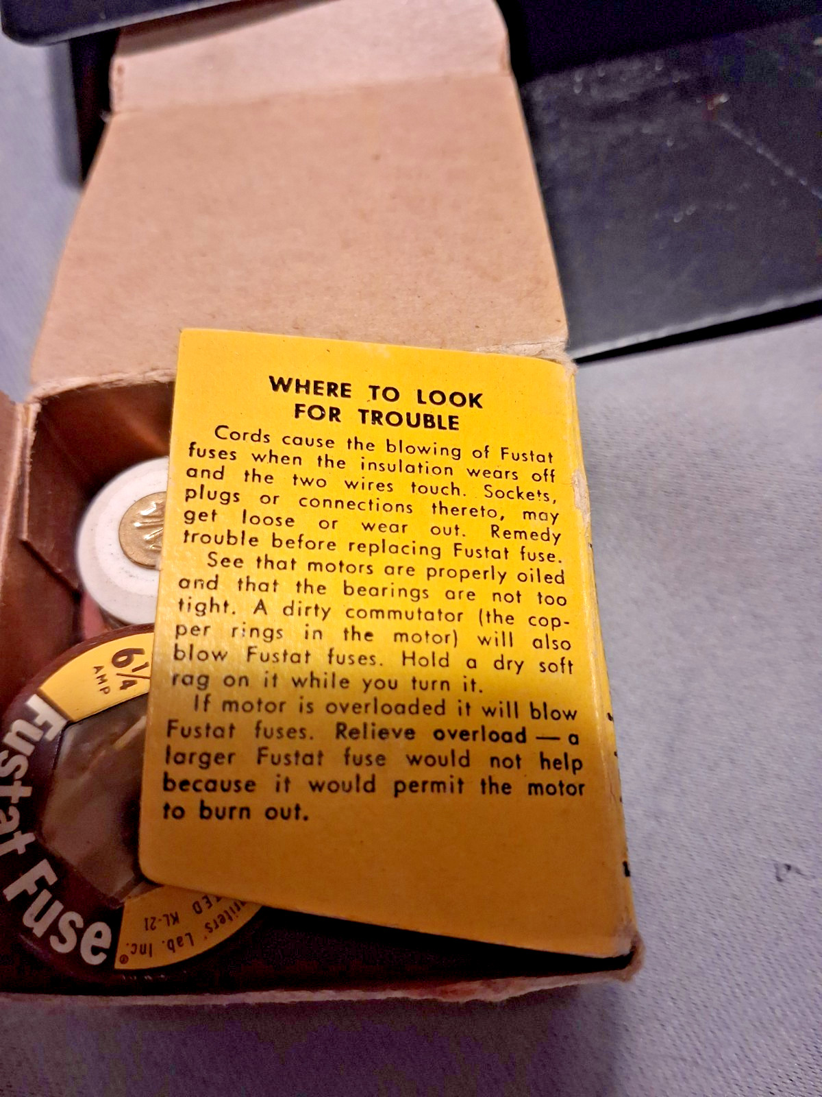 BUSS Fustat S6-1/4 – Vintage NOS 1 box of 4