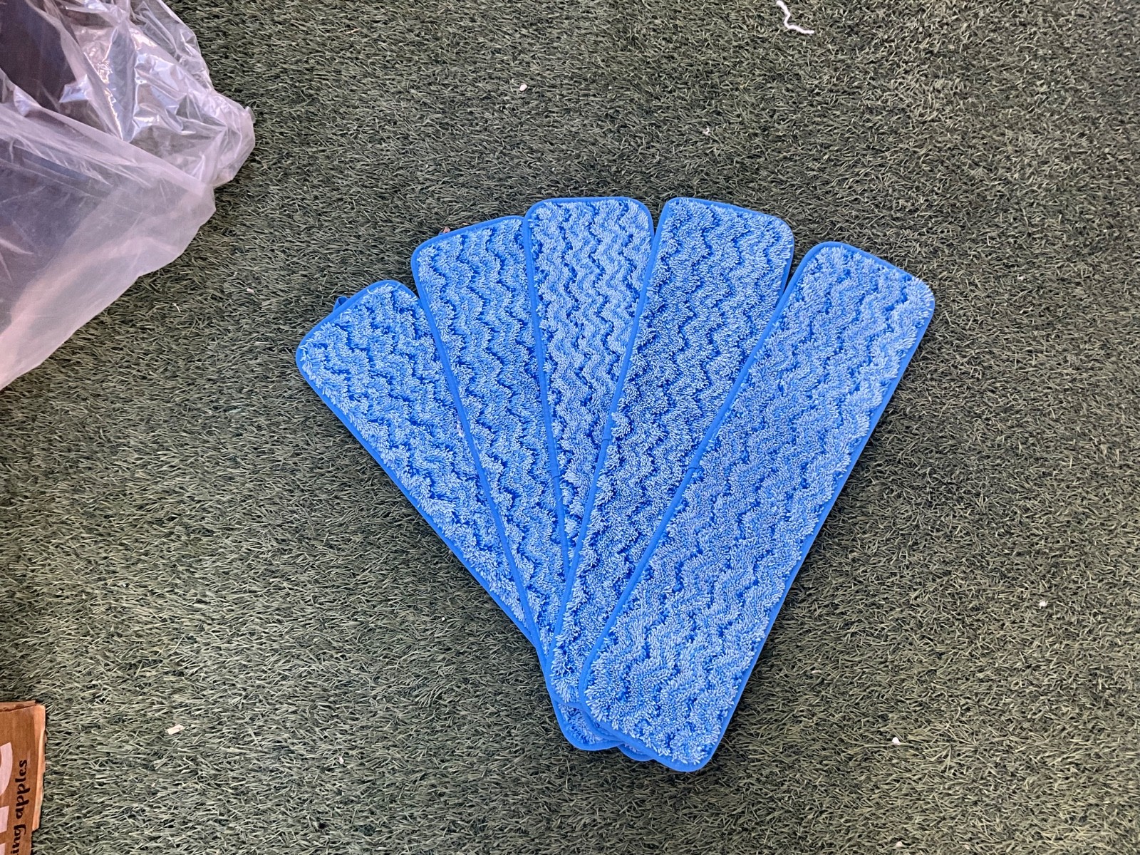 Rubbermaid Hygen Microfiber 18″ Damp Room Mop Pads Q410 Blue Color (1 Count)