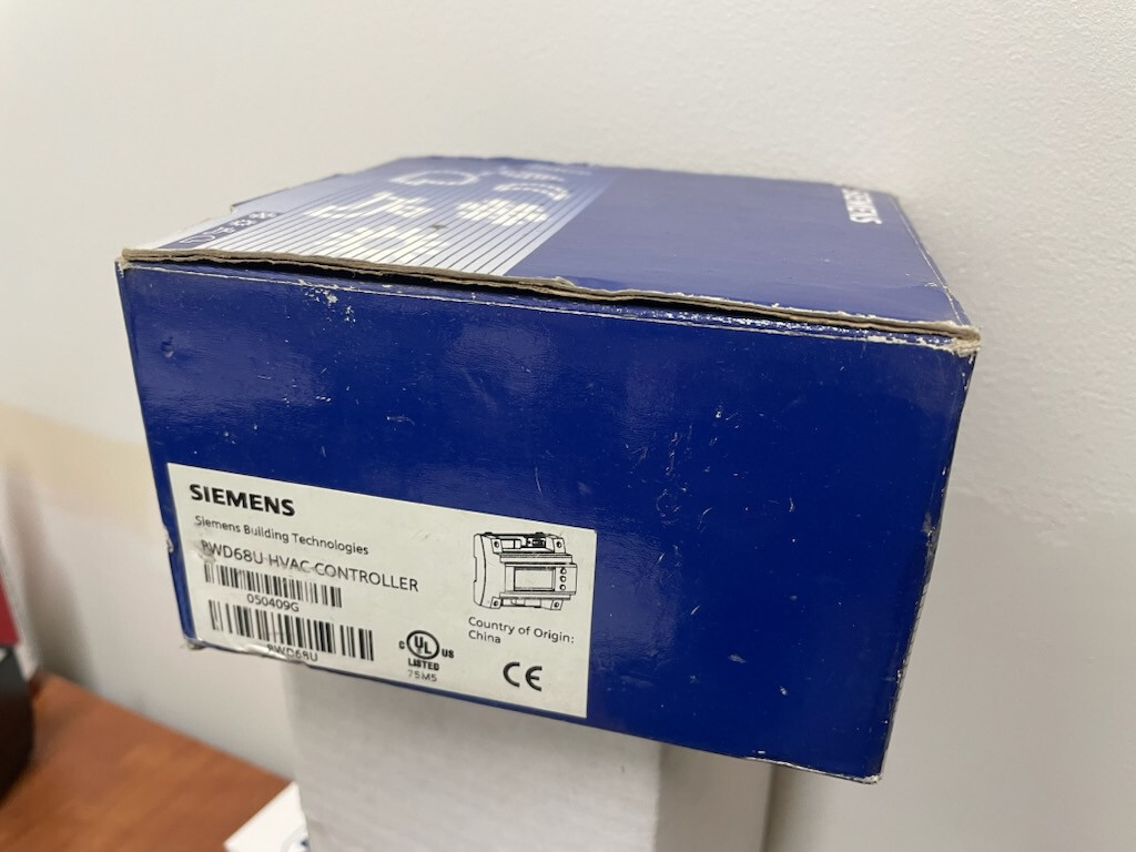 Siemens RWD68U HVAC System Control Unit Display Controller