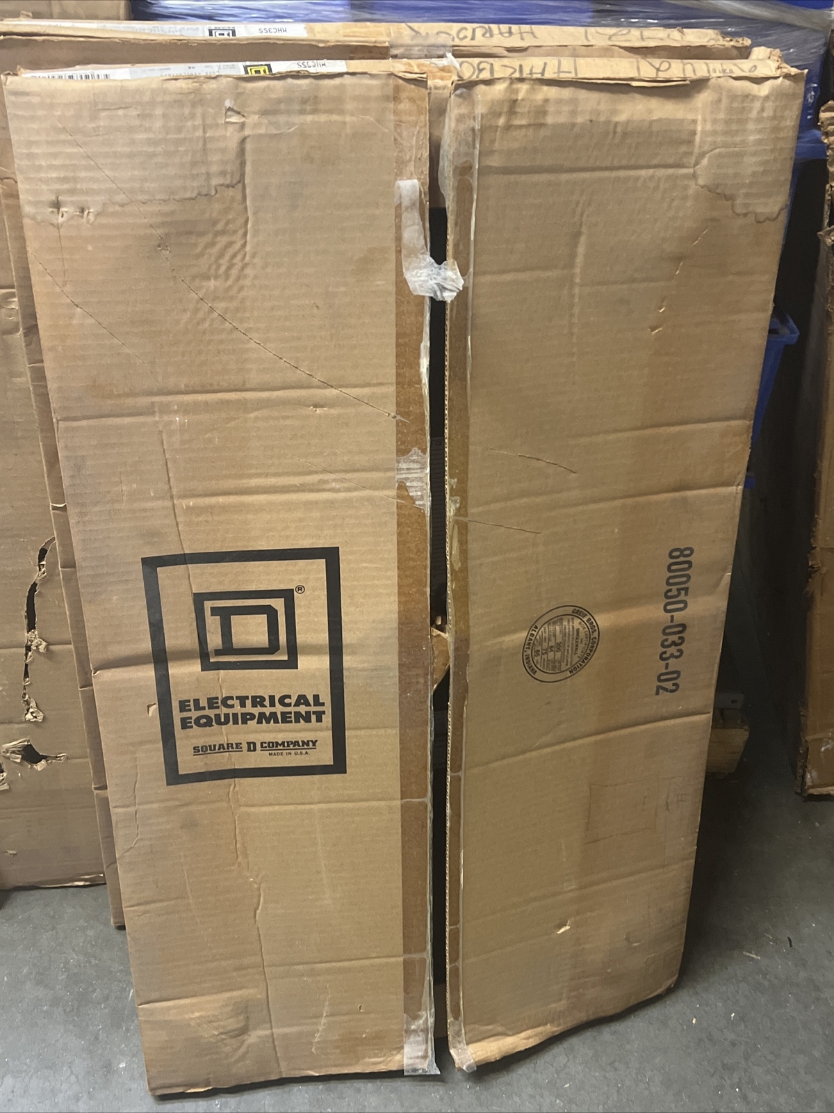 Square D MHC35S Type1 Enclosure Breaker Box NQOD Panelboard Cover Door 35″ x 20″