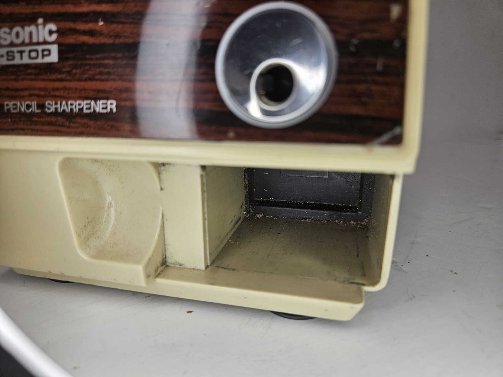 Vintage Panasonic KP-110 Auto-Stop Electric Pencil Sharpener Made in Japan Works