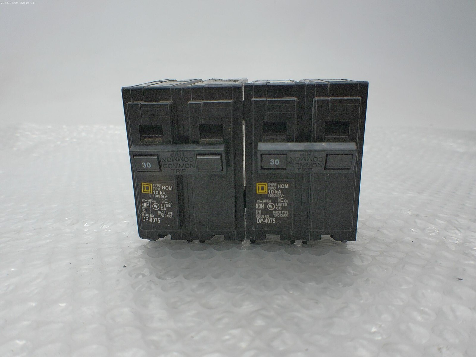 SQUARE D HOM230 BREAKER 2POLE 30AMP LOT OF 2 NSNP