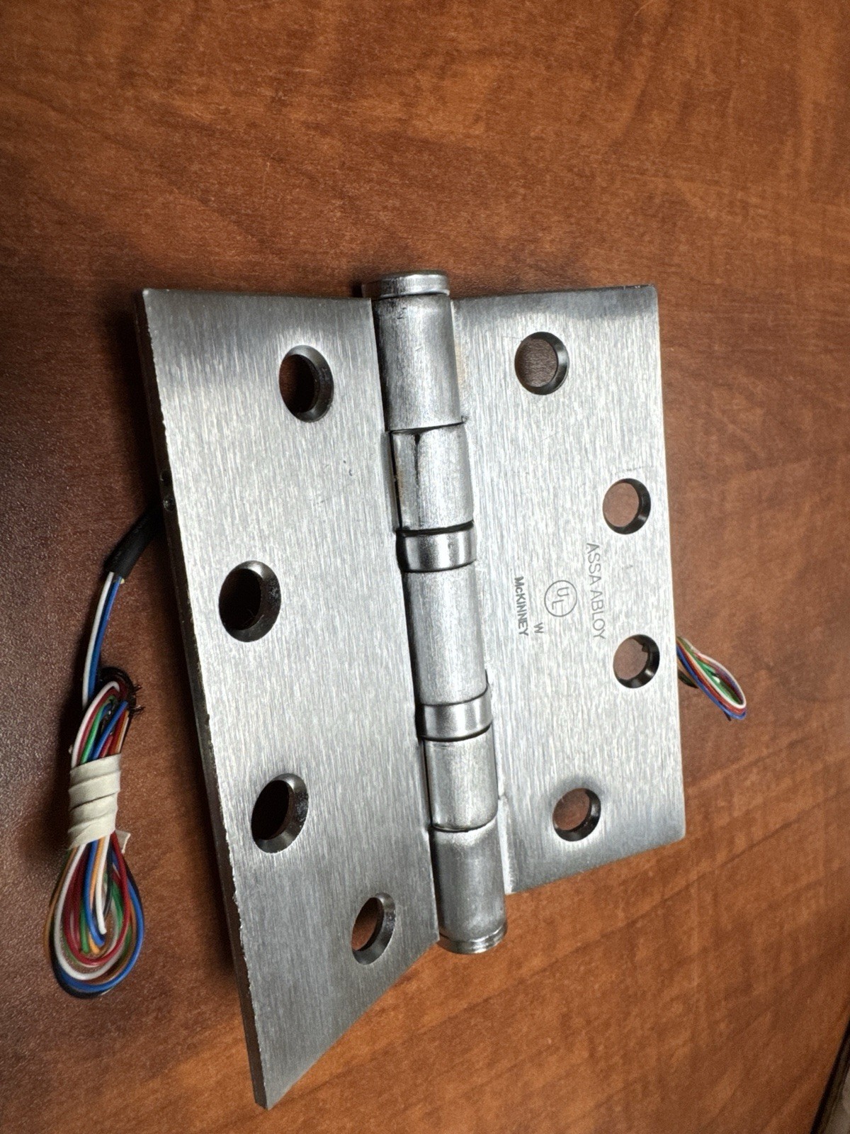 ASSA ABLOY/Securitron EH-40, Electrified 5 Wire Hinge, US26D