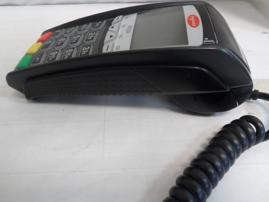 Ingenico ICT220 Credit Card Terminal with Chip Reader **AS IS (8352-1 C1F)