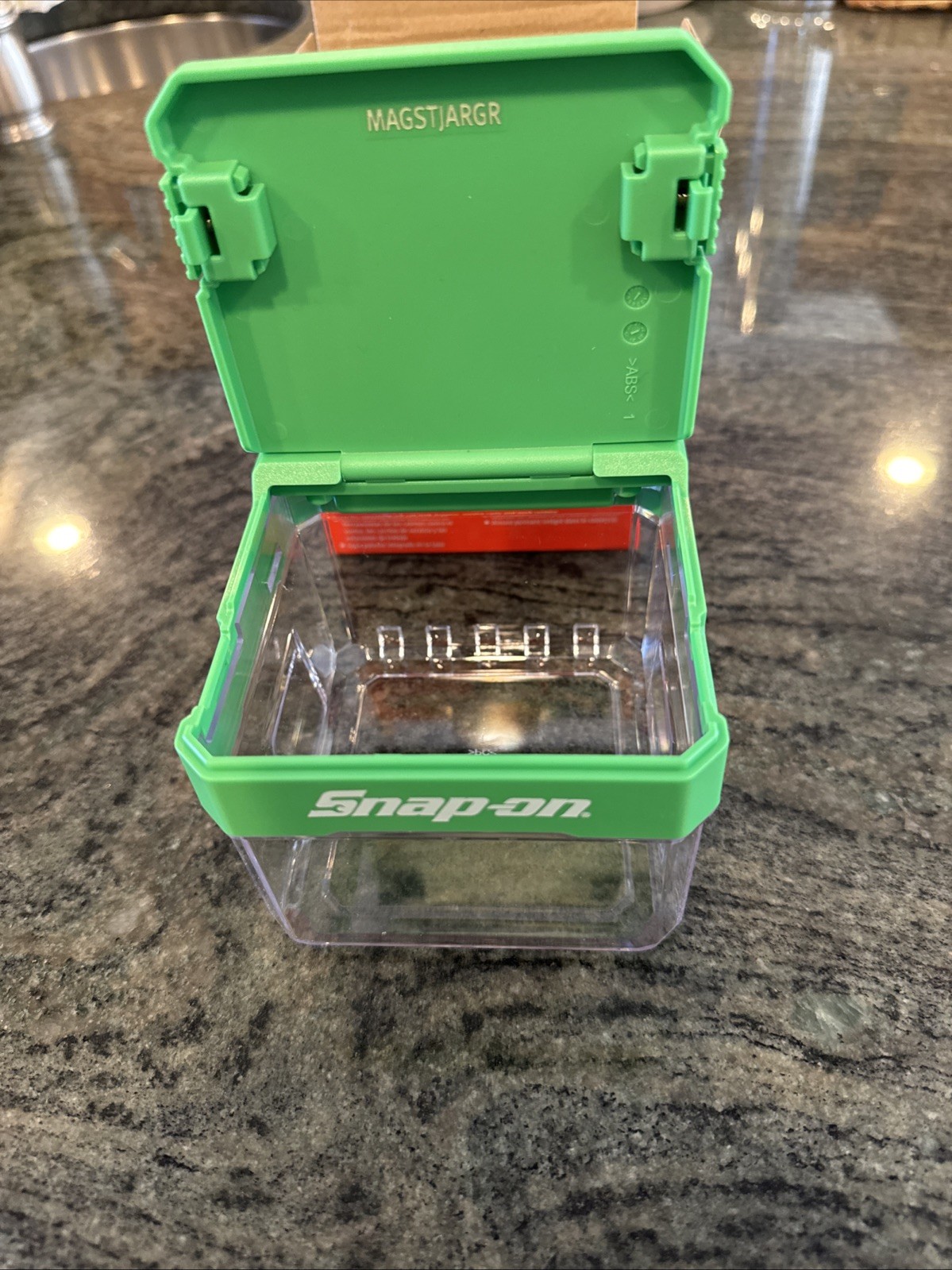 Snap On magnate magnetic parts jar 4x4x3 new in box green