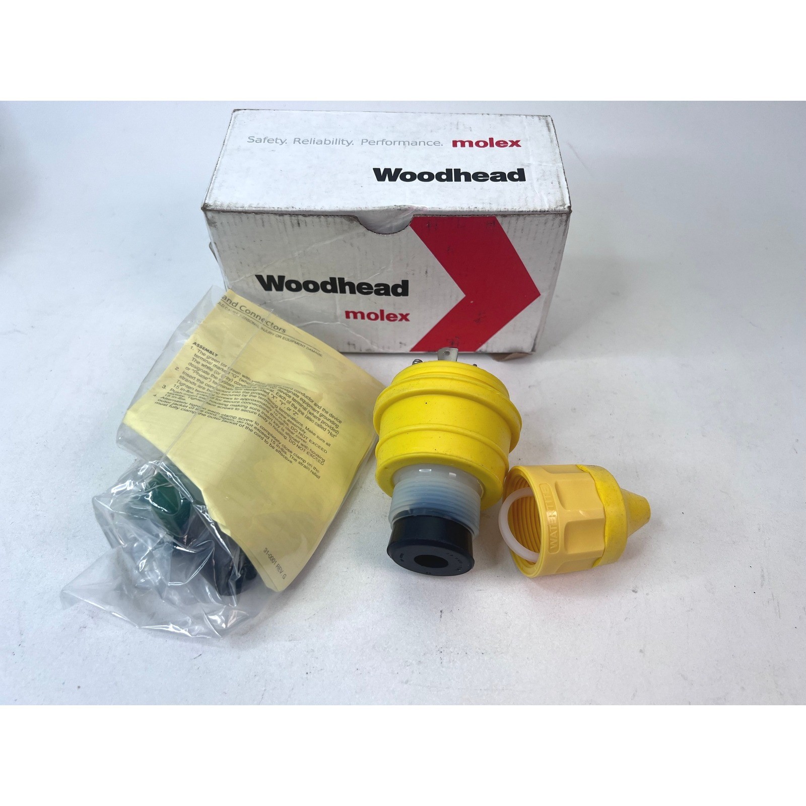 Daniel Woodhead Molex 1301470072 Watertite Plug NEMA L5-30 30A 125V Yellow