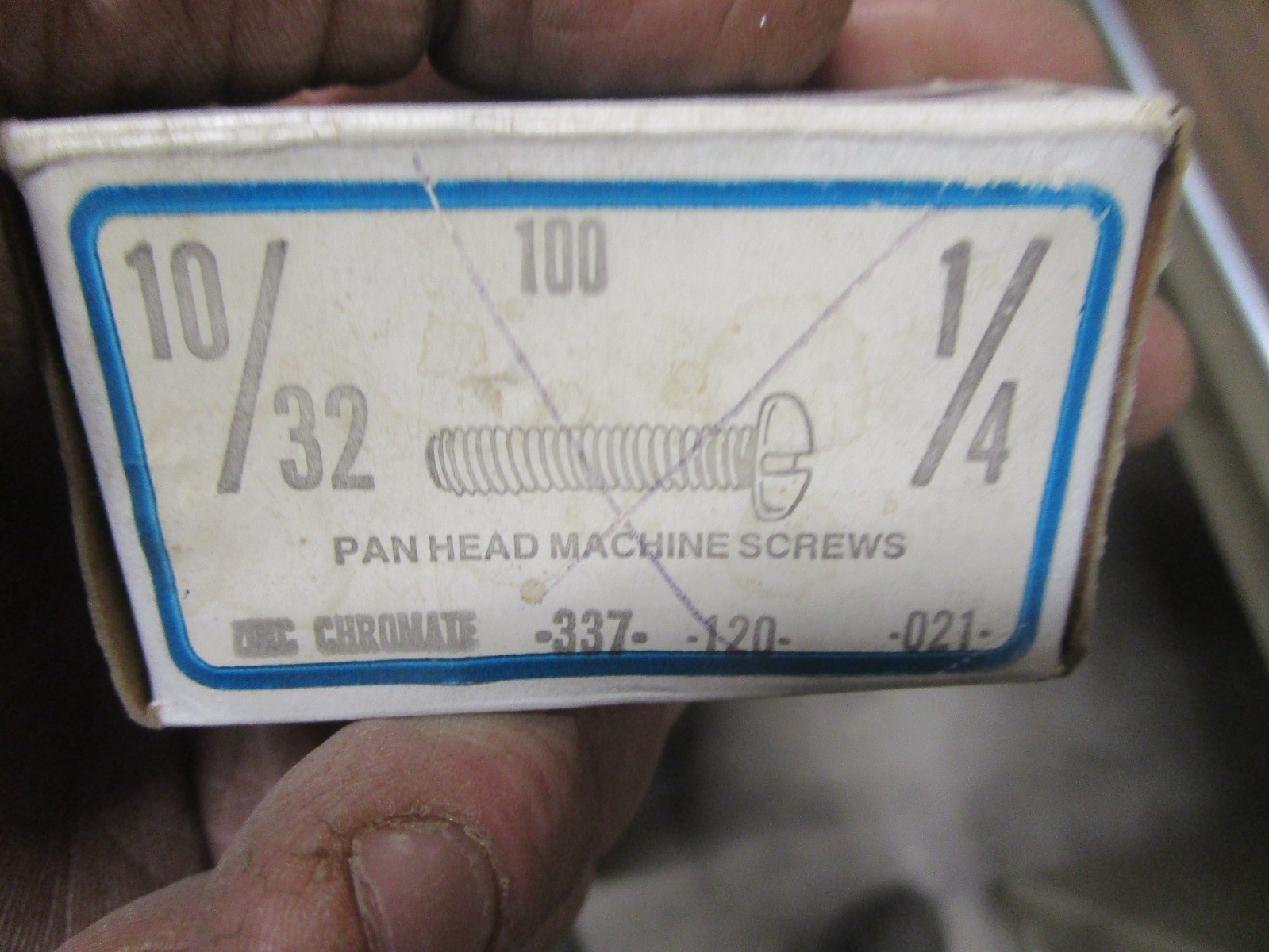 Box Of 100 #10-32 X 1/4″ Zinc Steel Slotted Pan Head Machine Screws