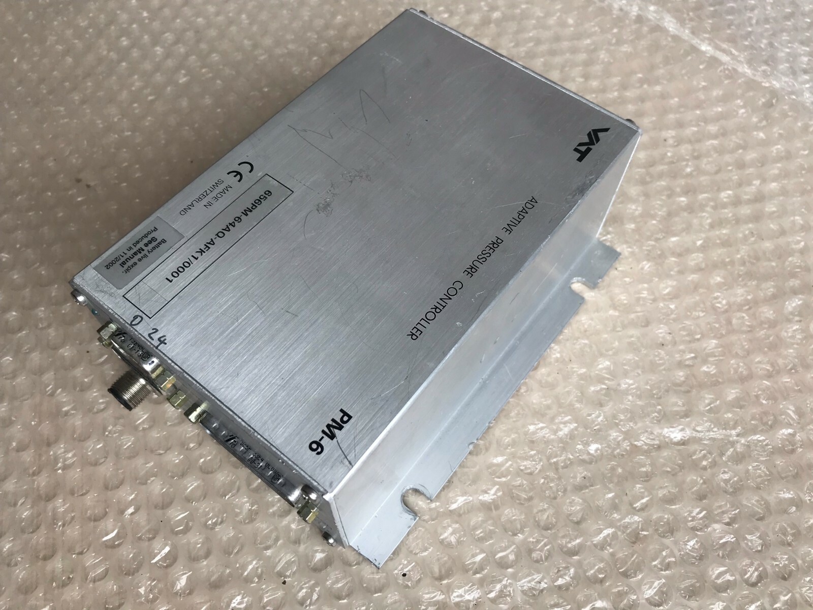VAT PM-6 Adaptive Pressure Controller / 656PM-64AQ-AFK1/0001