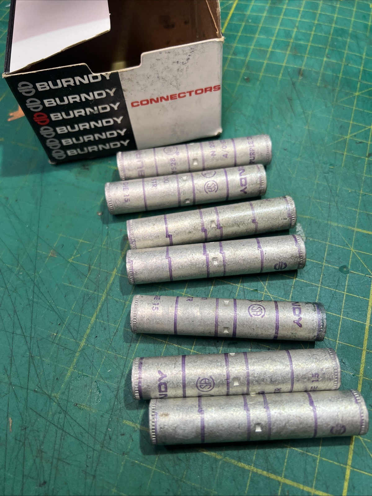 Lot of 7 New Burndy YS28 Splice Connectors N200 34/0 STR Purple Die 15