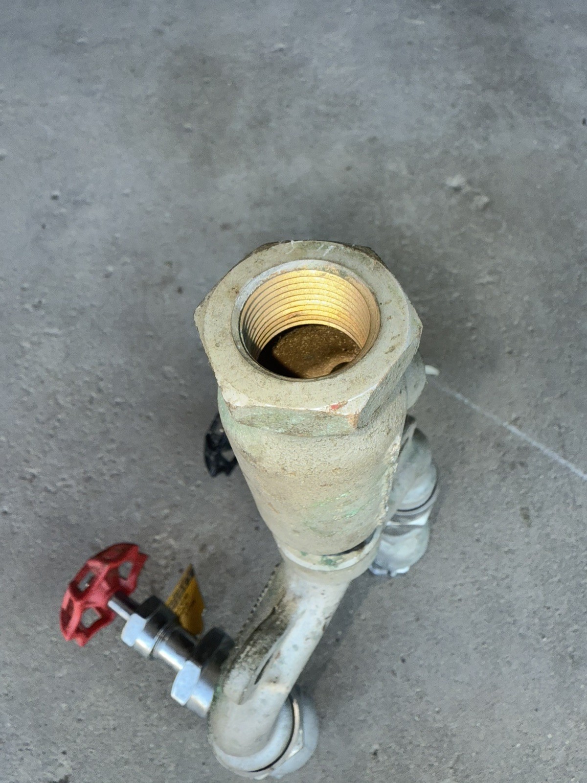 Strahman M-159 mixing valve. Wasn’t used been sitting for a while. SEND OFFERS