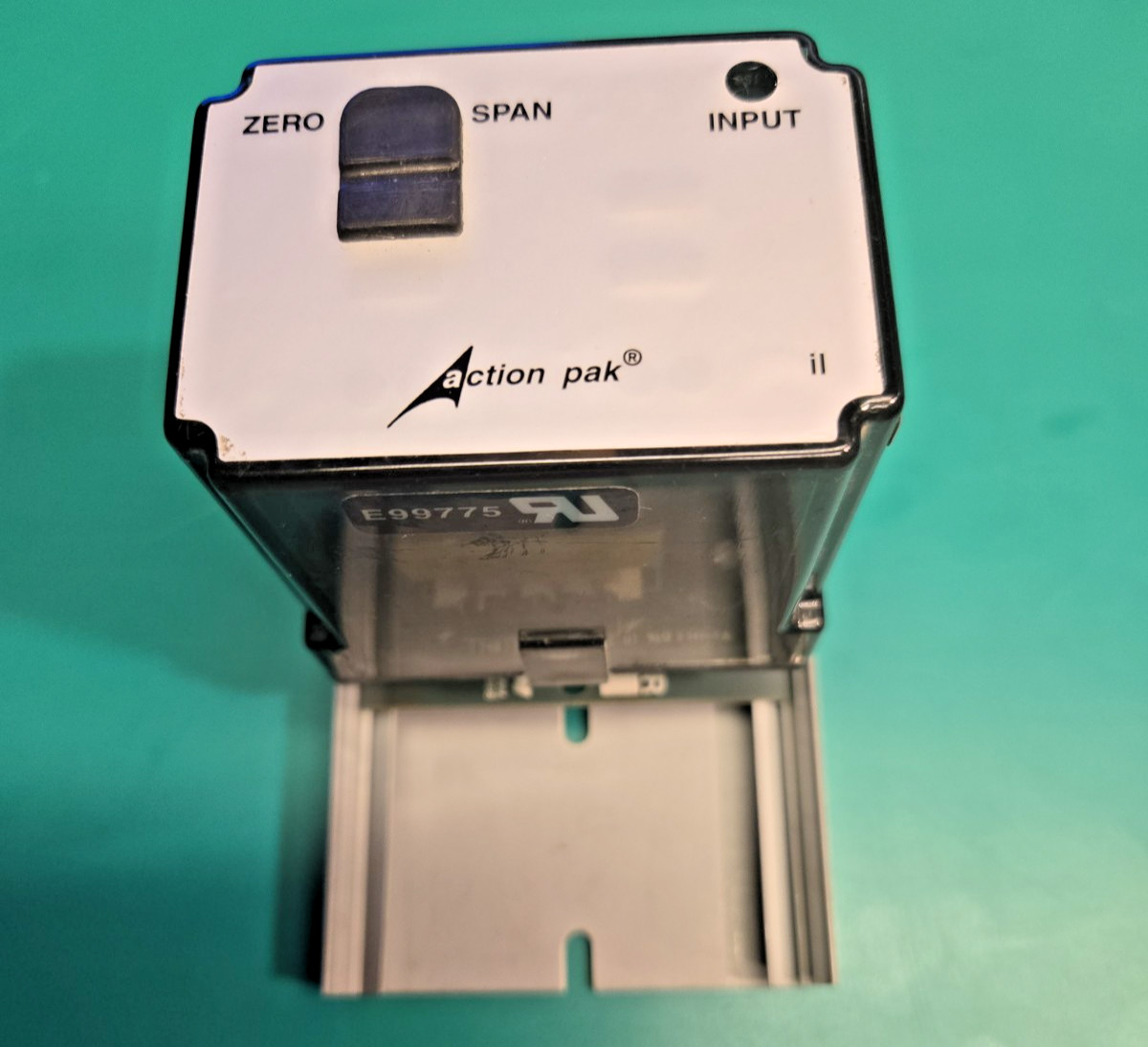 Action Pak MDL 4380-2000-1 Signal Conditioner RDI 608BR relay base MDL438020001