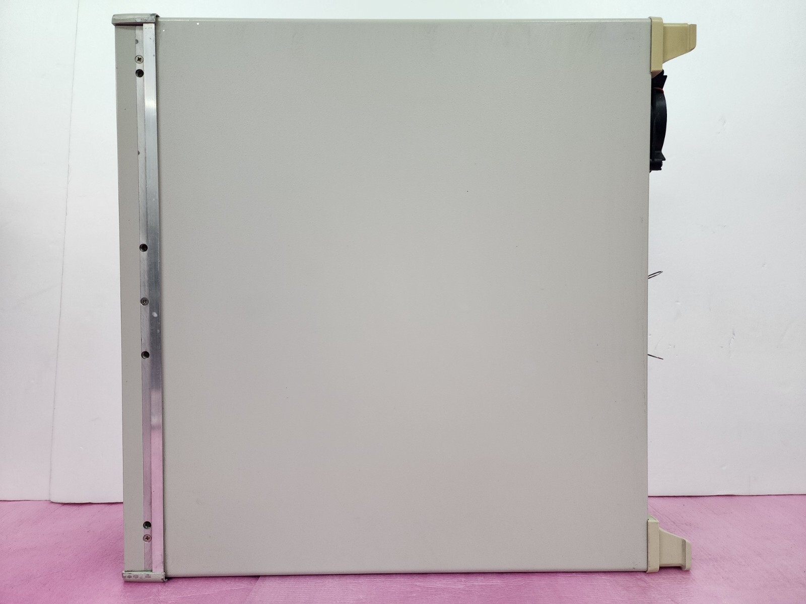 ADVANTEST R3752AH Network Analyzer 5 Hz to 500 MHz, Output 1/2, R, A, B channels