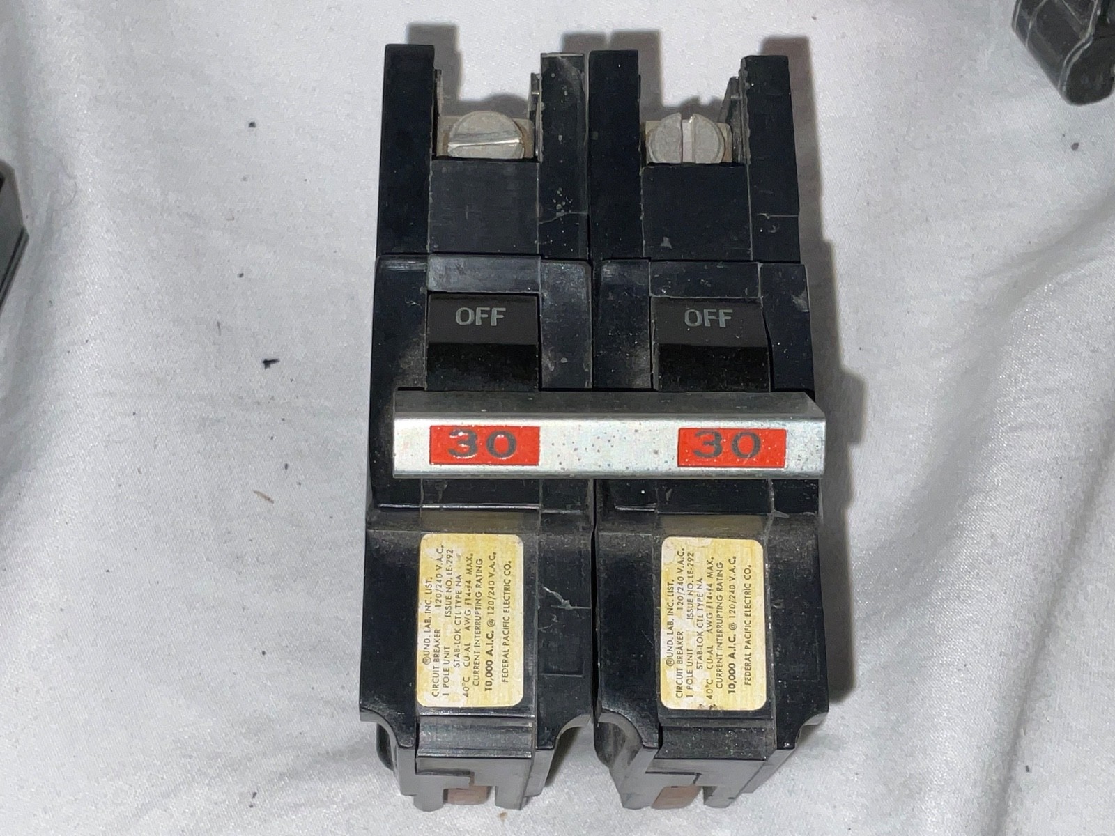 FPE FEDERAL PACIFIC NA230 2 POLE 30 AMP STAB-LOK Type NA Circuit Breaker Red