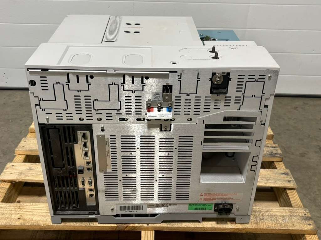 Agilent Technologies 6890N Gas Chromatograph Network GC System Part G1530N