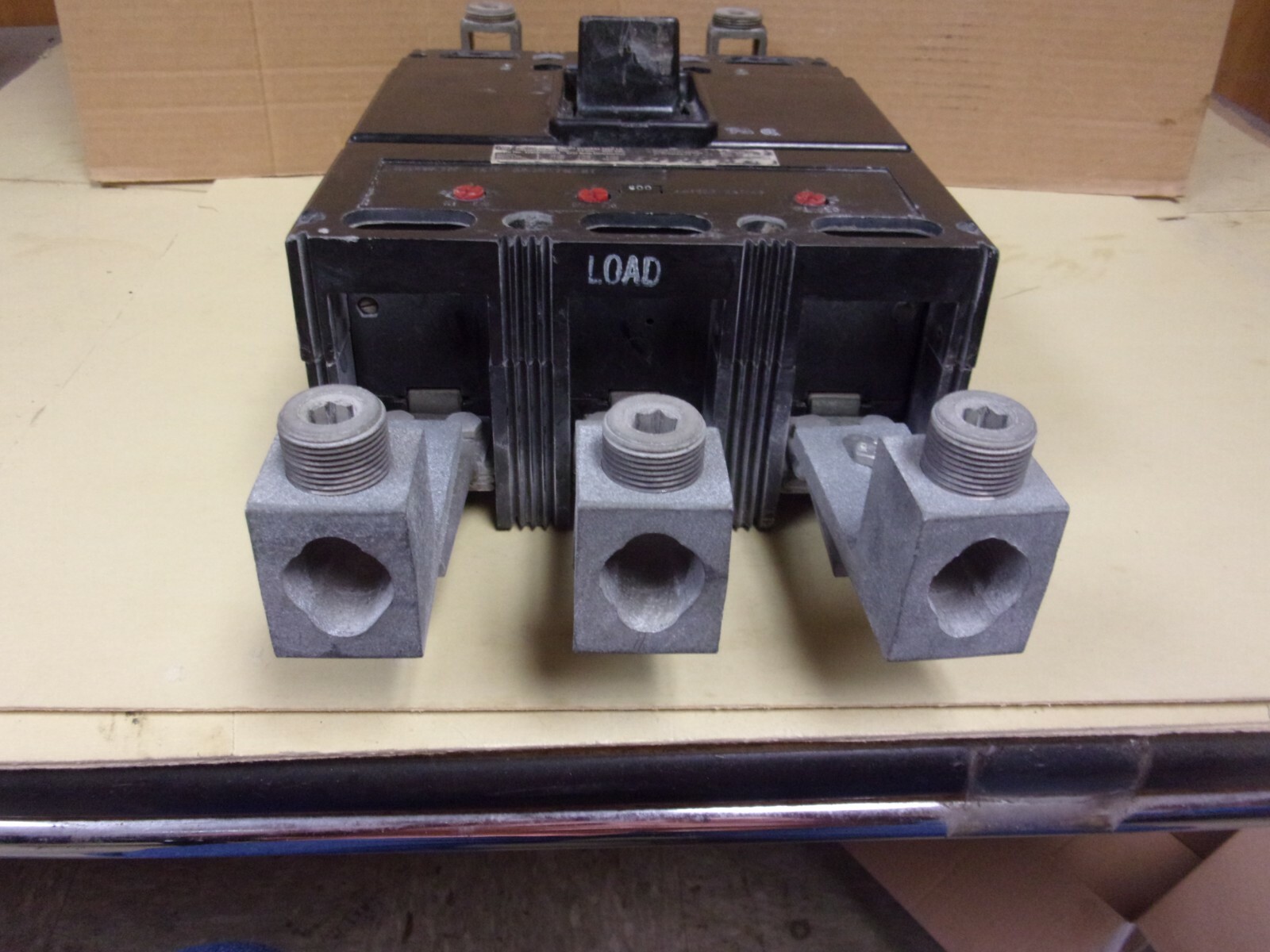 Westinghouse 1265C95G05 Circuit Breaker . 600 Amp Trip, 3P , 600VAC