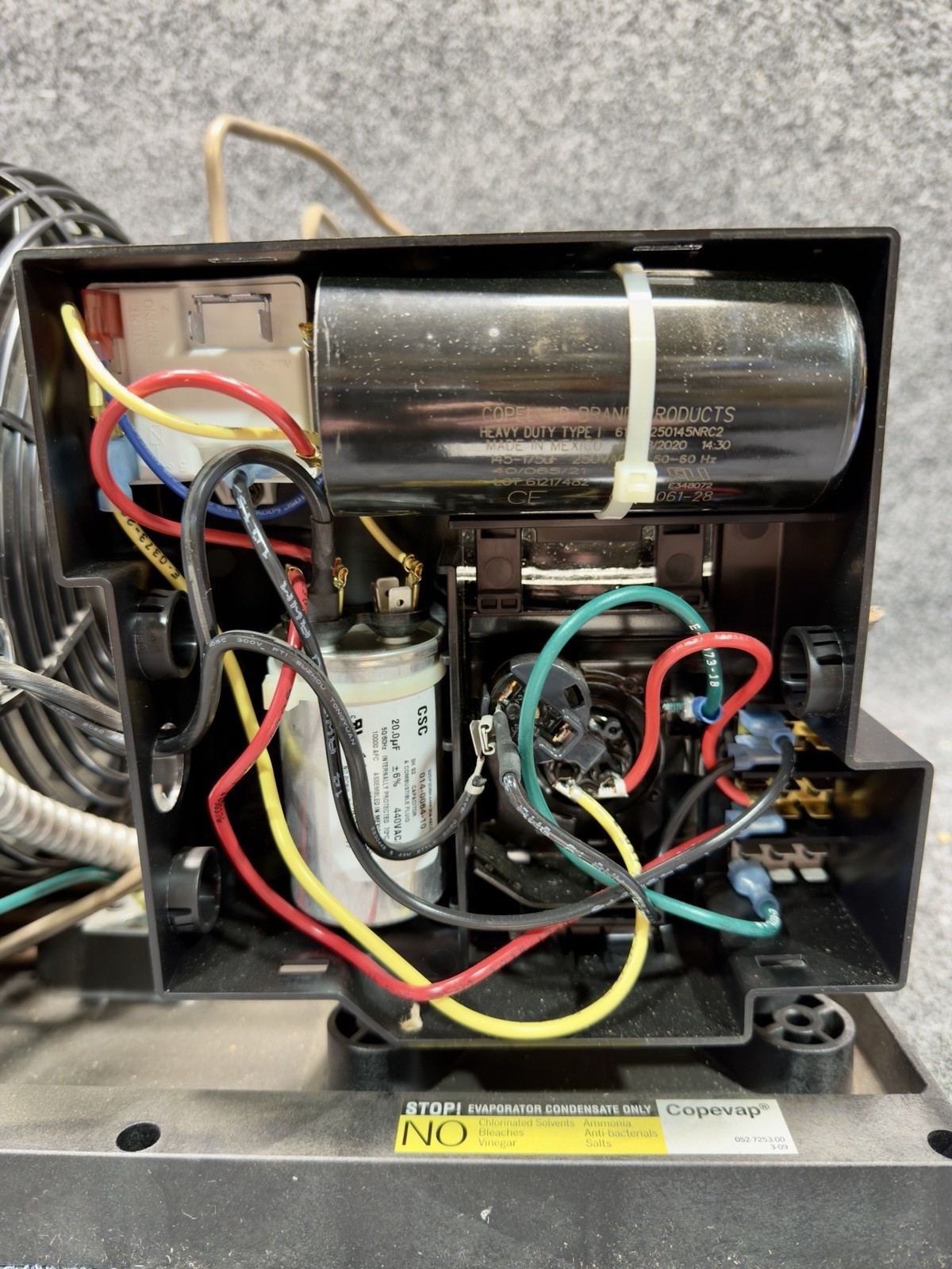 Copeland M6EM-H032-CAA-212 Condensing Unit R404A, 1/3 HP, 115V, ASE20C4E