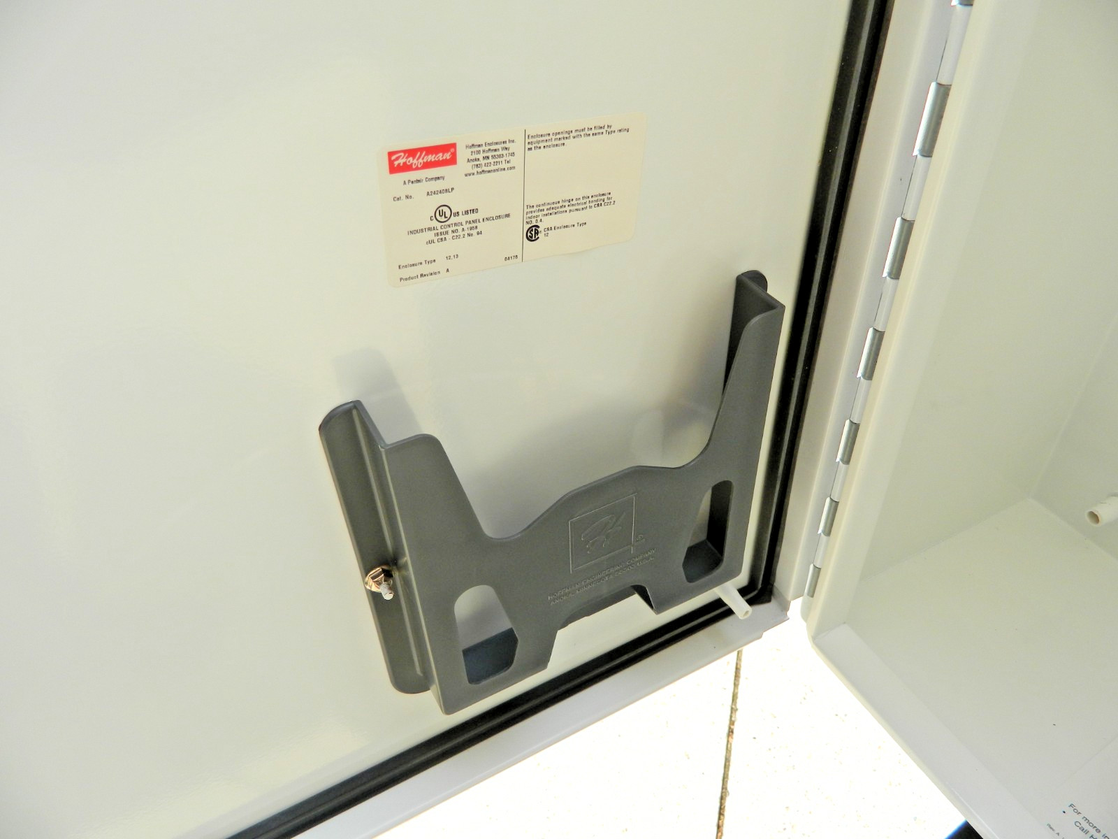 NVENT HOFFMAN A242408LP Electrical Enclosure 24″ x 24″ x 8″