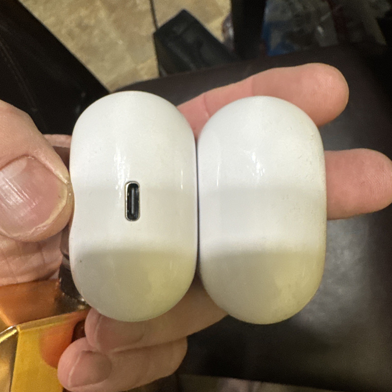 Timekettle M2 Language Translator Earbuds – 40 Languages & 93 Accents White