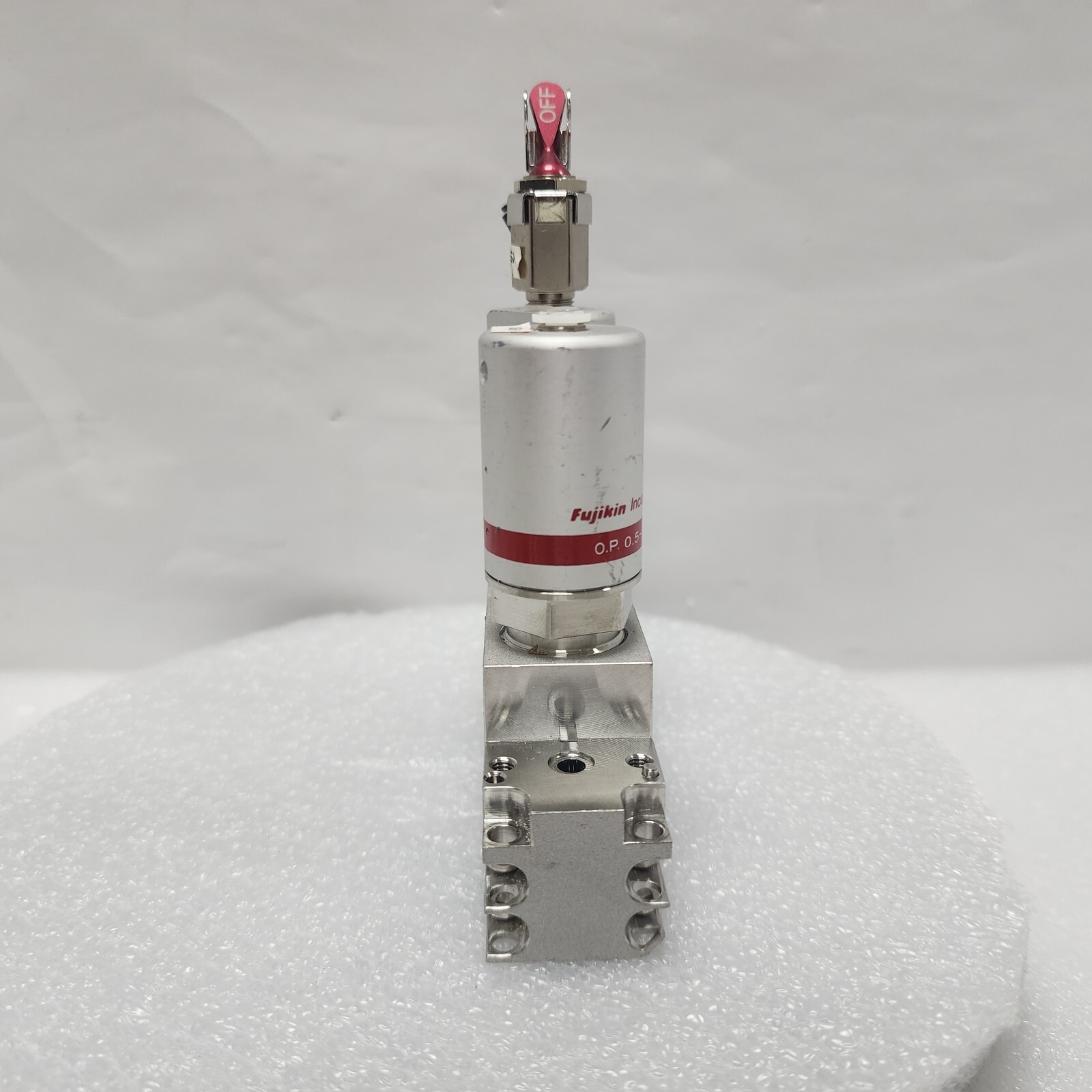 Fujikin 0.P. 0.5-0.6 MPa, C No. 477943, Type N.C Assy. Valve,Used,Japan_96976