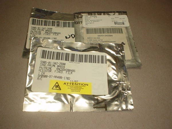 3 Mil-Spec Fixed Film Resistor 2MΩ 0.1% Component Part # RNC55H2004BS