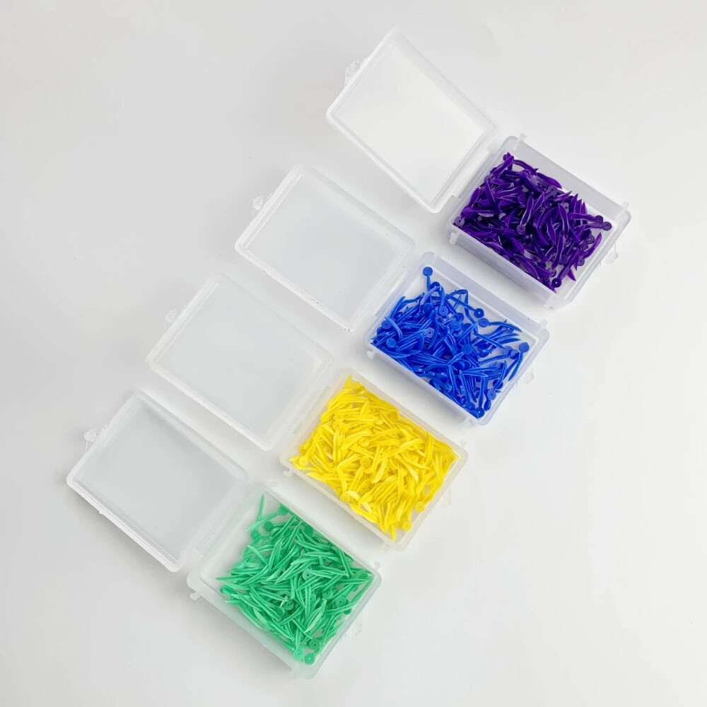 1000pcs Dental Plastic Wedges Wave Shape Diastema Wedge with End Circular Hole