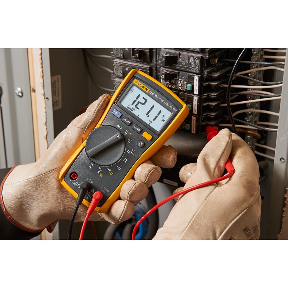 Fluke 115 True RMS Field Technicians Digital Multimeter, 600V AC/DC Voltage