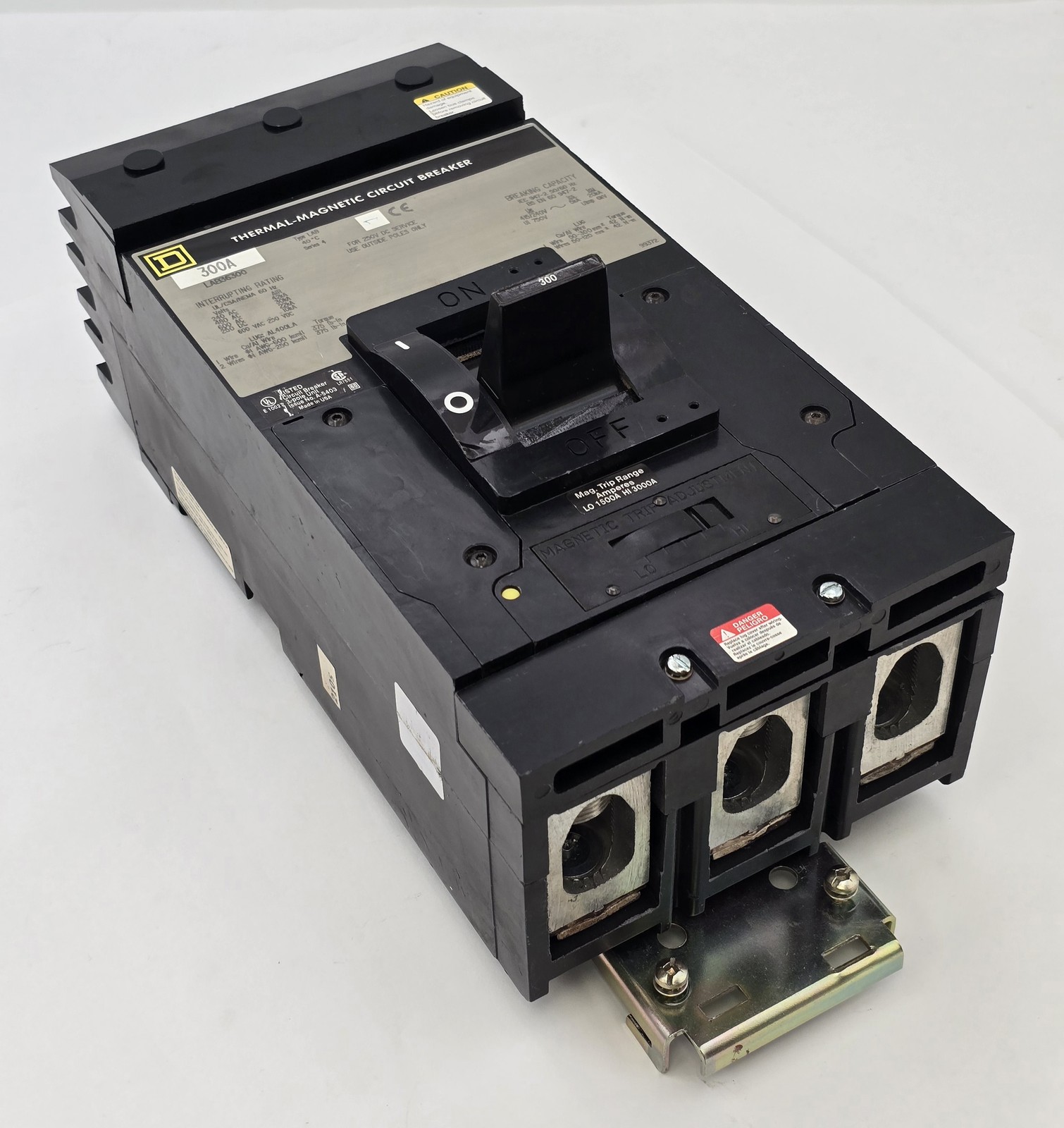 Square D LAB36300 I-Line Circuit Breaker 300A 600VAC 3P 50/60Hz Type LAB